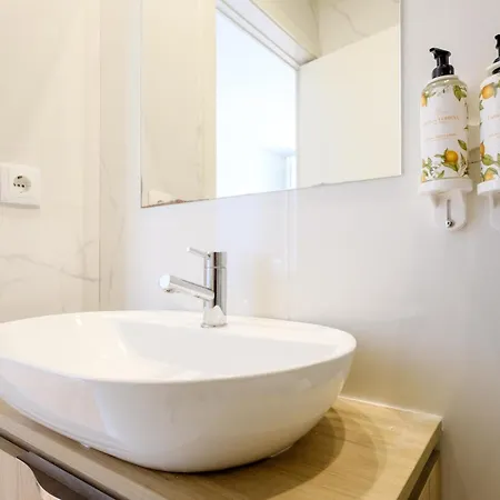 Magnolia 5 Luxury With Ac Metro Downtown Apartmán Porto