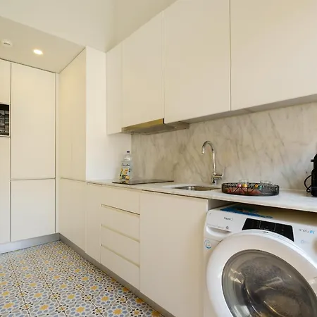 Magnolia 5 Luxury With Ac Metro Downtown Porto