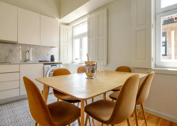 Appartement Magnolia 5 Luxury With Ac Metro Downtown Oporto