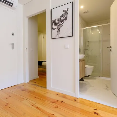 Magnolia 5 Luxury With Ac Metro Downtown * Порту